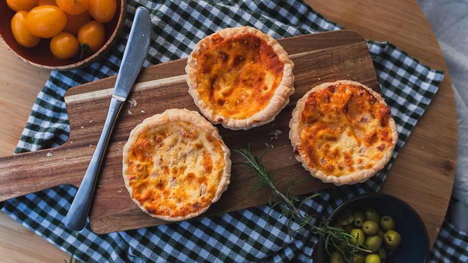 Mini quiches sans pâte : jambon, légumes ou saumon
